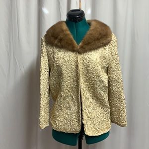 1940s dress jacket fur collar.